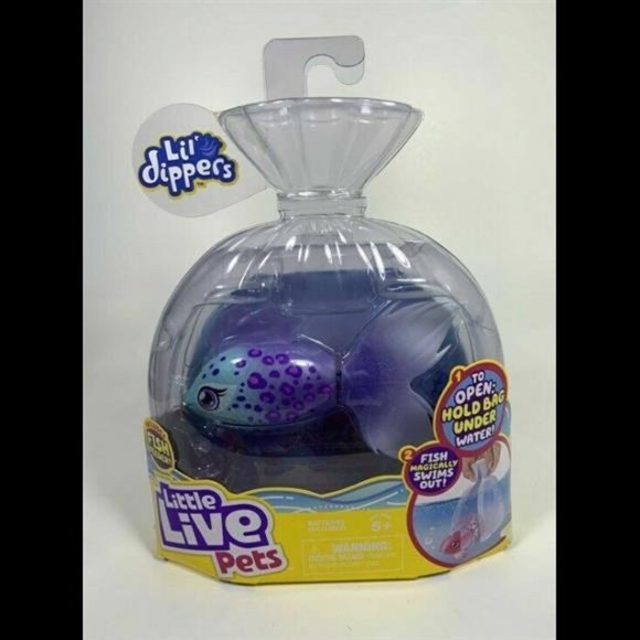 Little Live Pets Furtail Lil' Dippers Fish Magical Water Activated